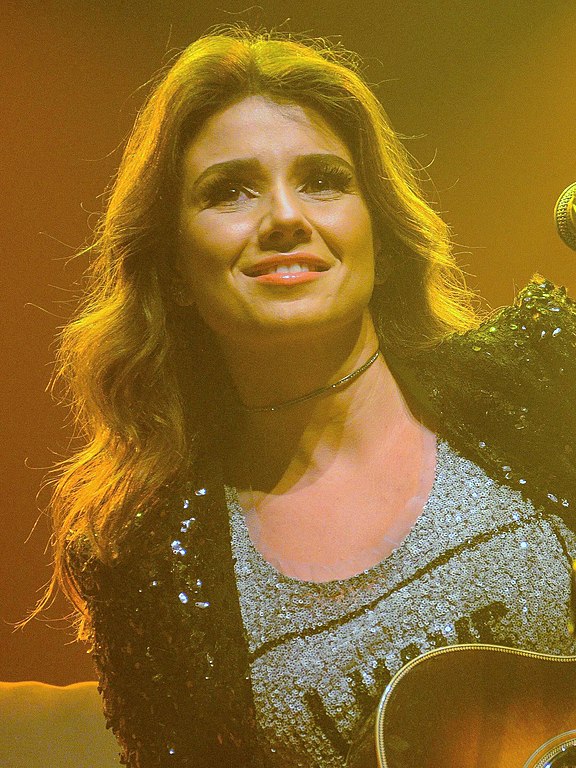 Mas foi com o álbum "Pássaro de Fogo", lançado em 2009, que a sertaneja alcançou projeção nacional. - wikimedia commons Teca Lamboglia