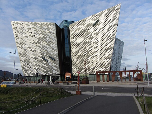 O HMHS Britannic foi construído no mesmo estaleiro do Titanic, em Belfast, Irlanda do Norte.