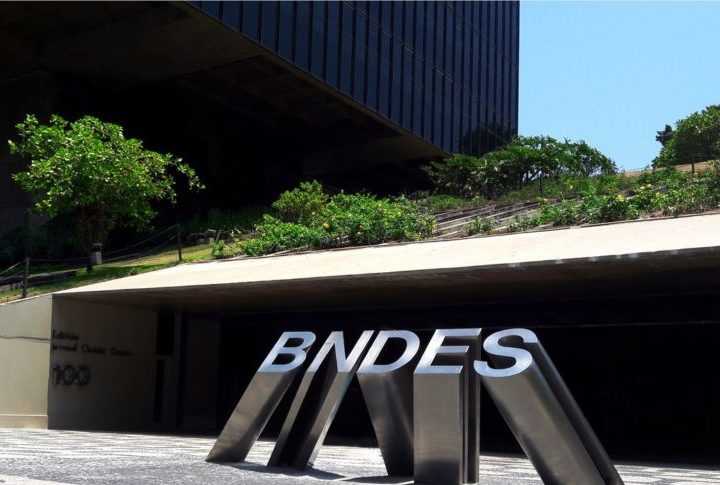 Saiba como BNDES vai financiar exportação de aviões da Embraer aos EUA