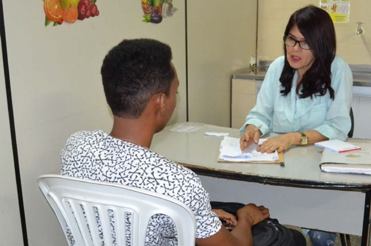Mesmo com tais orientações, sempre é bom consultar um nutricionista. Afinal, ele é o profissional mais indicado para ajudar a adaptar essas diretrizes ao seu dia a dia. -- Divulgação/Prefeitura de Feira de Santana