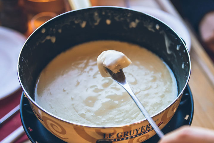 Como o fondue se tornou um ícone da culinária mundial