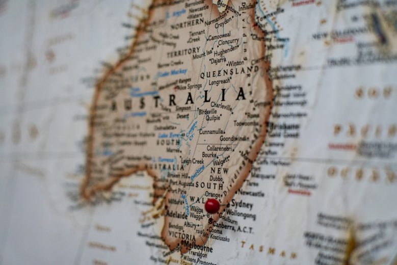 Pois foi exatamente o que aconteceu  recentemente com duas mulheres que sofreram um acidente de carro na Austrália. O FLIPAR mostrou na ocasião e republica para quem não viu. 
