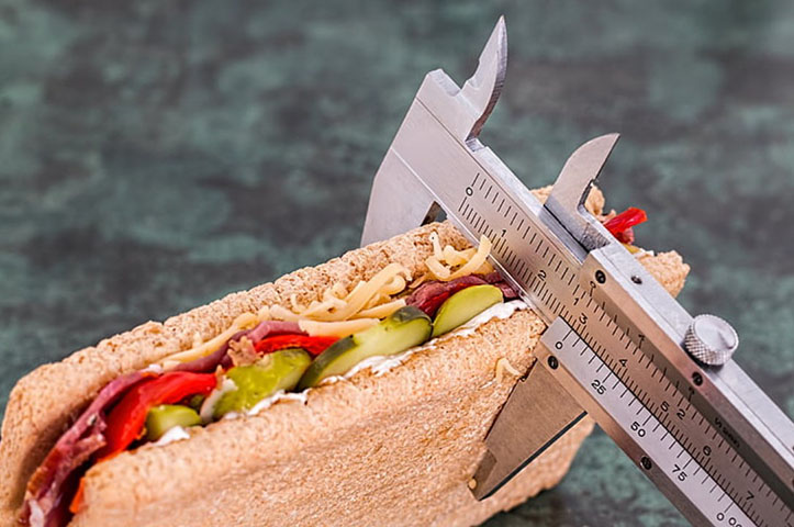 Cada alimento tem um papel único na manutenção da saúde e bem-estar. Desse modo, variar os ingredientes pode garantir a ingestão de uma gama diversificada de nutrientes.-- creative commons hippopx.com