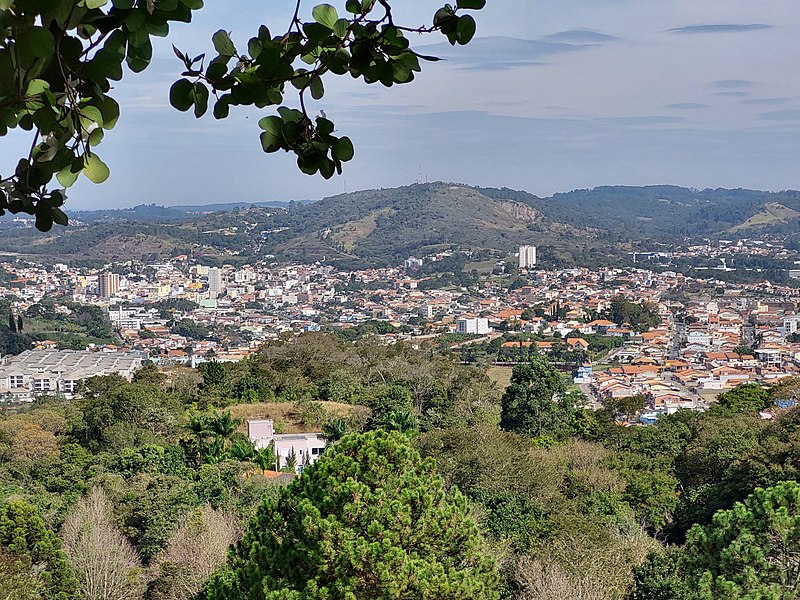 Morador de São Roque, cidade do interior, o médico permaneceu por mais de 24 horas no cativeiro com pernas e braços amarrados-Daniel Whistler/Wikimedia Commons
