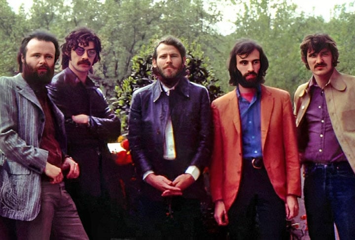 The Band — grupo canadense de rock ativo de 1967 a 1976 e de 1983 a 1999. Tornou-se um dos conjuntos mais admirados e influentes de sua época, mesclando rock, folk, country e blues. Entrou no Hall da Fama da Música Canadense em 1989 e no Hall da Fama do Rock and Roll em 1994.