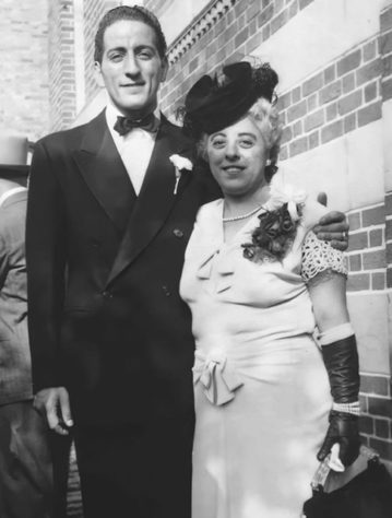 Tony Bennet com sua mãe Anna Benedetto