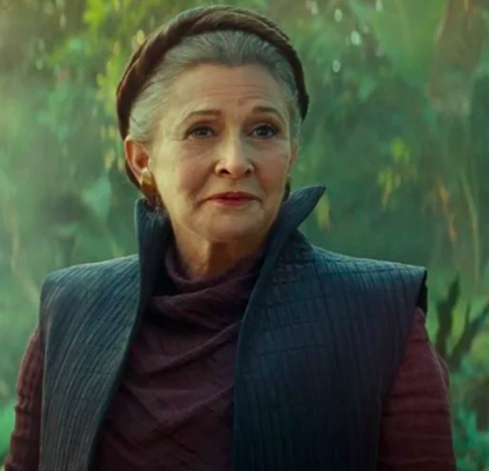 Carrie Fisher já havia gravado suas últimas cenas para o episódio VIII de Star Wars. Em 47 anos de carreira, ela fez ap todo 78 filmes e séries.  Além de Guerra nas Estrelas, ela teve destaque em vários filmes. Entre eles, Seus outros papéis incluem Shampoo (1975), The Blues Brothers (1980) e Hannah and Her Sisters (1986)