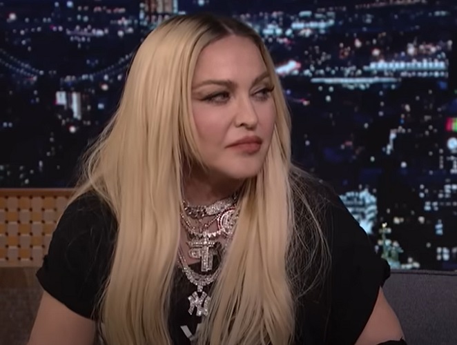 Em 2023, Madonna deu o troco após críticas sobre rosto inchado - Youtube/The Tonight Show Starring Jimmy Fallon