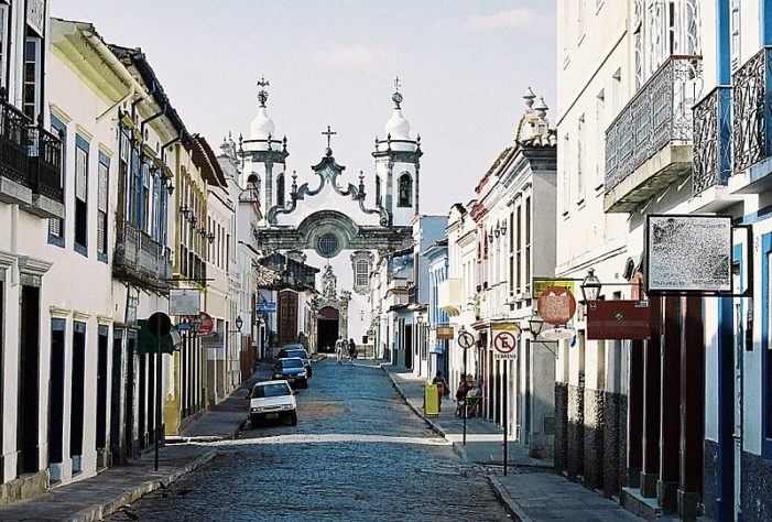 Santa Cruz de Minas, menor cidade do Brasil