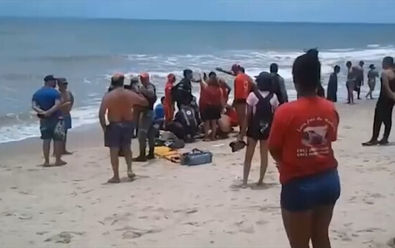 Em março de 2023, um banhista foi atacado por um tubarão na praia de Piedade, em Jaboatão dos Guararapes.