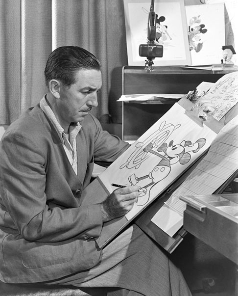 O primeiro grande sucesso veio em 1928 com a criação de Mickey Mouse. O personagem, estreando no curta-metragem 