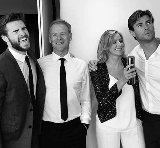 Liam Hemsworth faz parte de uma família ligada fortemente ao cinema. Afinal, tem irmãos que também são atores (Chris e Luke). Eles são filhos de Craig, consultor de serviços sociais, e Leonie, uma professora de inglês. 