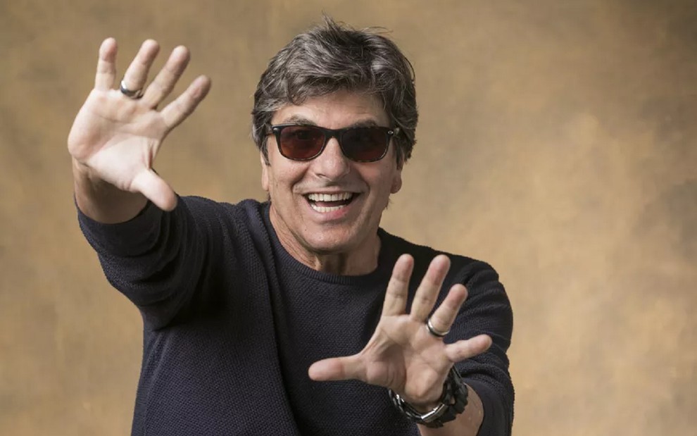 <p>Evandro Mesquita – O ator e cantor, conhecido como vocalista da banda de rock Blitz, é descendente de libaneses e carrega o sobrenome Nahid.</p>
