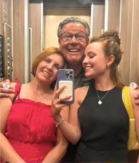 "A mãe dela me falou: 'eu não posso fazer nada porque é ela que sustenta a casa'. E eu falei: 'pode. Não tô te perguntando quem sustenta a sua casa, estou te falando que você tem a obrigação de lidar com sua filha e segurar isso. Porque ela lida com crianças e ela é uma criança". - reprodução redes sociais