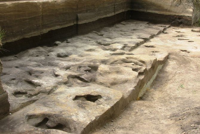 Pegadas de homens primitivos de 300 mil anos são descobertas na Alemanha