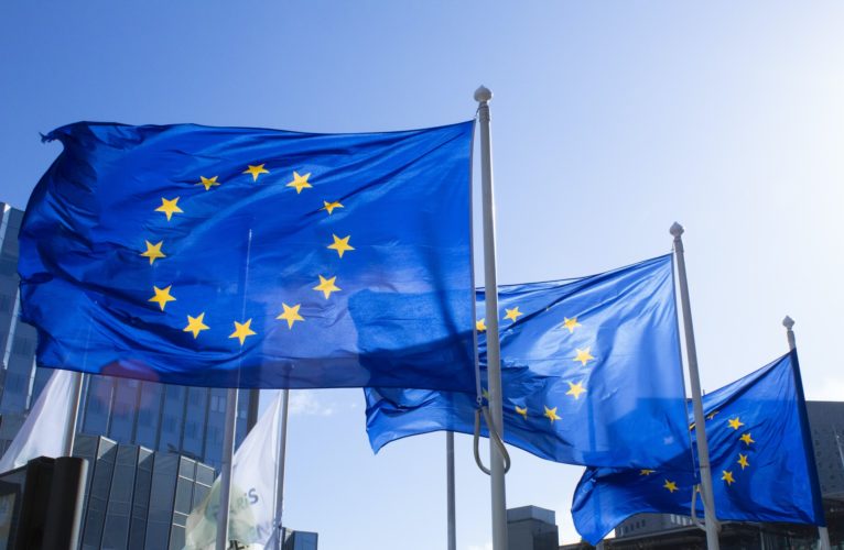 União Europeia processa Portugal por vistos a brasileiros; entenda o caso União Europeia processa Portugal por vistos a brasileiros; entenda o caso
