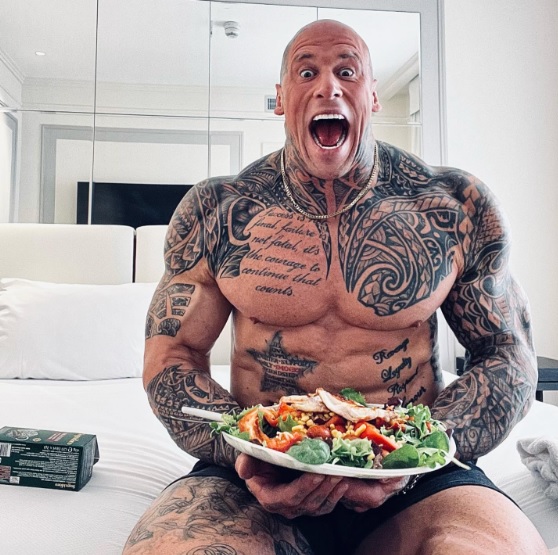 Com aparência temível, Martyn Ford estará em Mortal Kombat 2