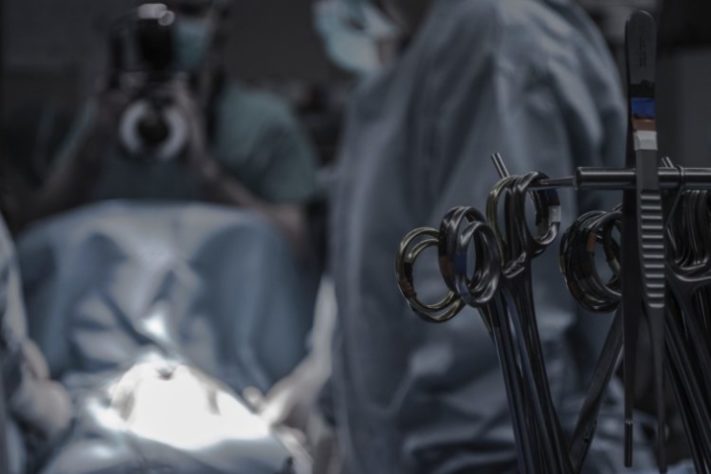 hospital - médicos - cirurgia
