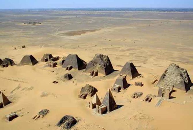 Cidade do Sudão tem mais pirâmides do que o Egito inteiro