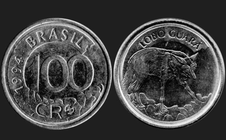Curiosamente, ele também já foi representado na moeda de 100 cruzeiros-reais, que circulou no Brasil entre 1993 e 1994. E aí, sabia dessa?