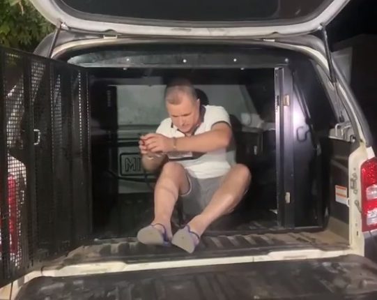 Pra quem não viu: Pastor é preso após prometer ‘1 octilhão’ de reais aos fiéis