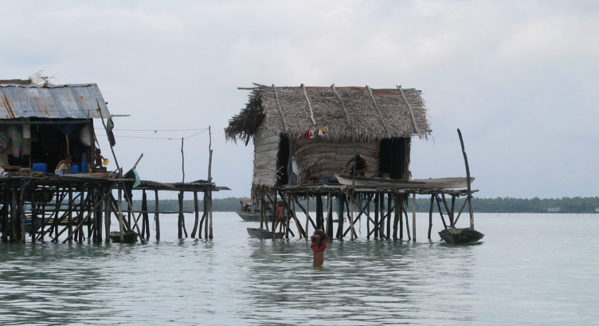 'Homens-peixe': Povo bajau consegue ficar 10 minutos debaixo d'água