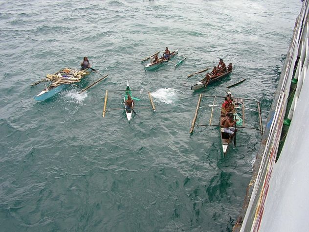 'Homens-peixe': Povo bajau consegue ficar 10 minutos debaixo d'água