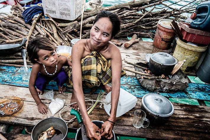 'Homens-peixe': Povo bajau consegue ficar 10 minutos debaixo d'água