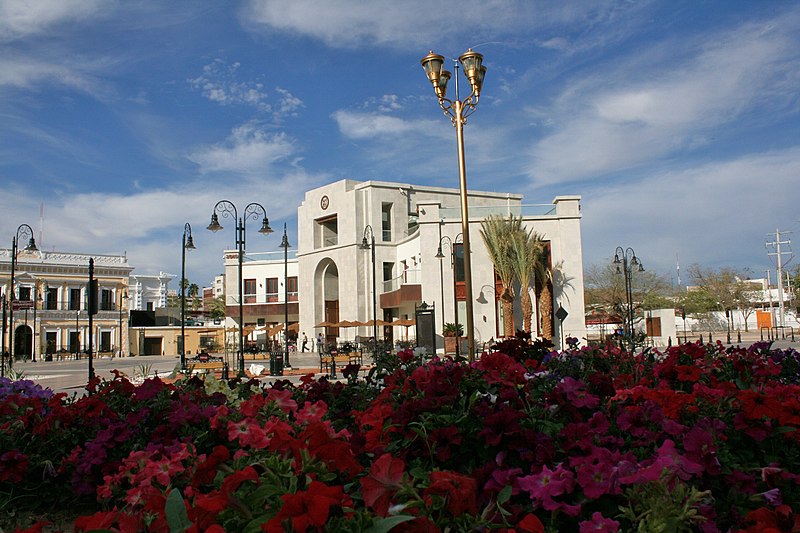 Hermosillo, no México (América do Norte) - 123 dias. População da cidade: 813 mil habitantes 