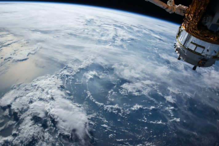 Satélite - espaço