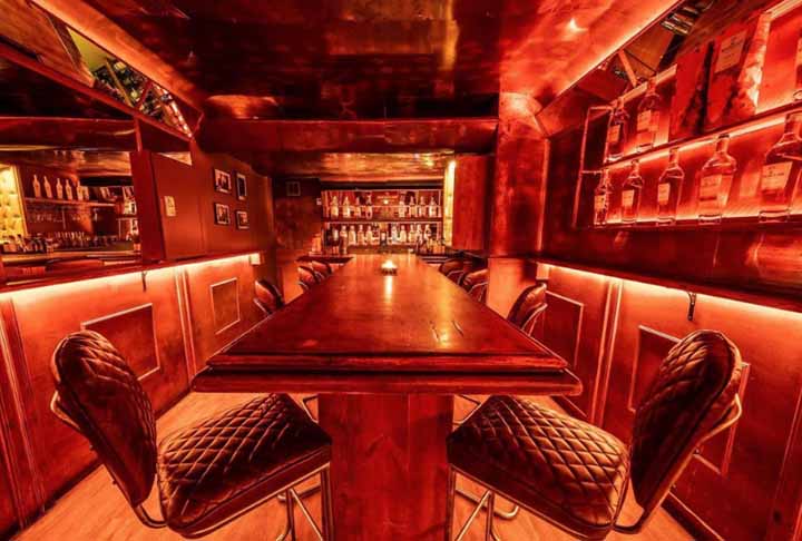 Mais um bar localizado em Barcelona: o Paradiso ocupa a quarta posiÃ§Ã£o da lista.