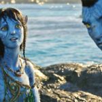 Sigourney Weaver - no filme Avatar: O Caminho da Água (2022)) -