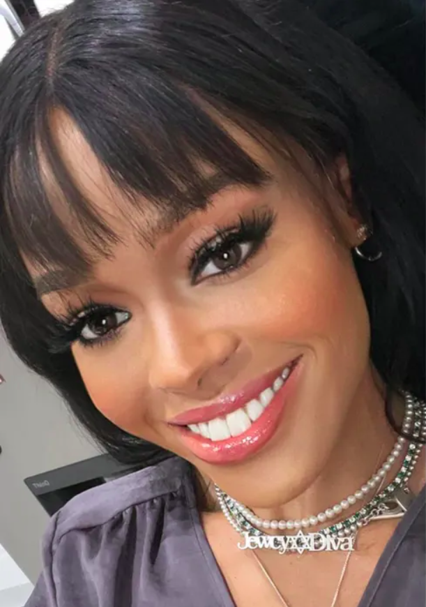 Em 2012, o EP â??1991â? da rapper foi citado pela revista TIME como um dos melhores Ã¡lbuns do ano.