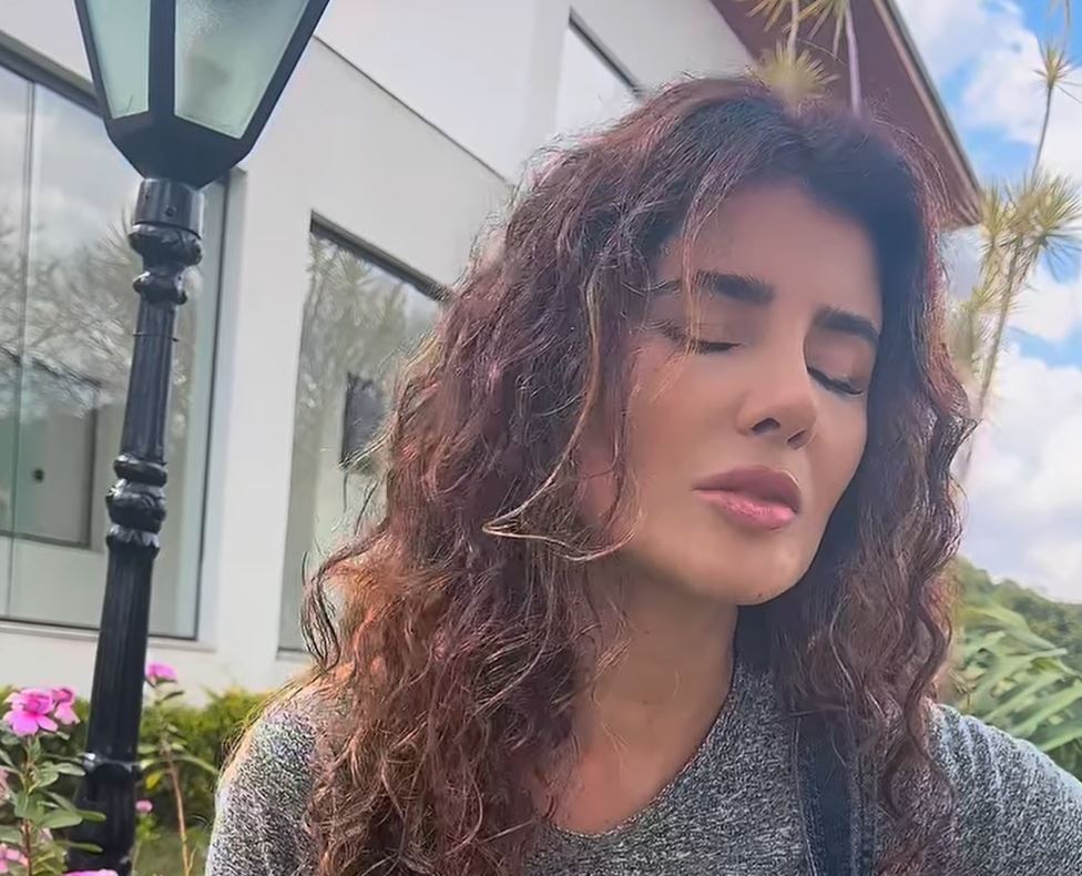 Nos comentários, fãs apoiaram a artista, que parecia triste na imagem E um deles disse:  ?Saiba que estamos aqui com você sempre, em qualquer situação, boa ou não?, - Reprodução Instagram