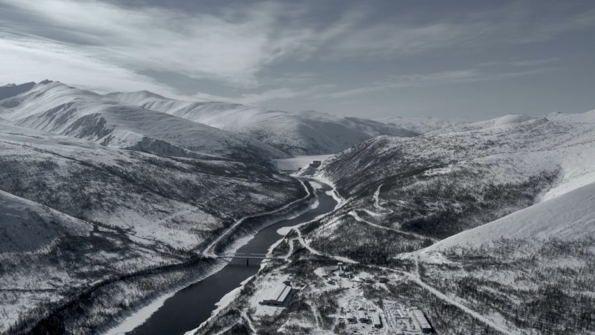 Outras variantes encontradas na Rússia incluem o C. kamchatka, da península de Kamchatka, e o C. duvanny, das lamas do rio Kolyma (foto) – este se formou devido ao derretimento e à mistura de permafrost de várias eras geológicas.