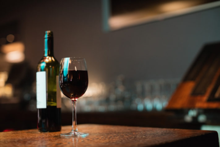 Inteligência Artificial vai identificar garrafas de vinho com rótulos trocados 