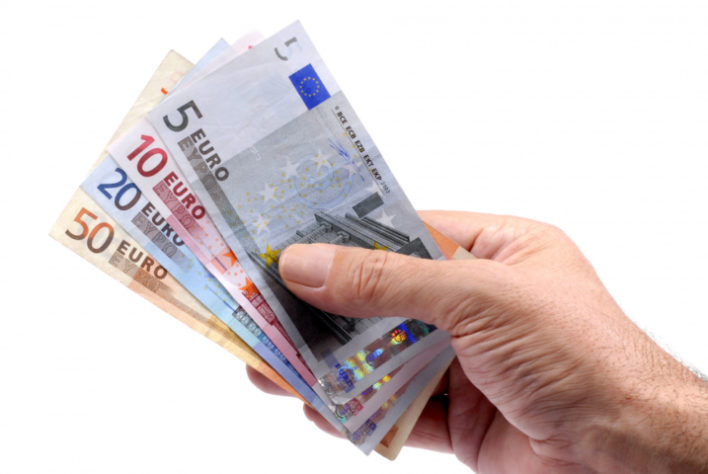 Euros - dinheiro