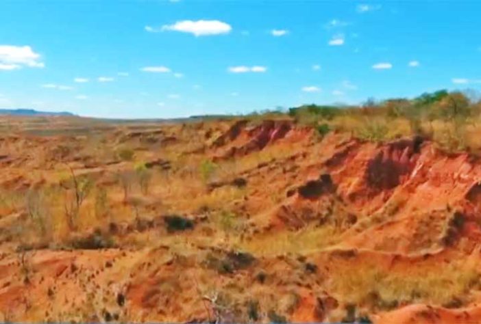 Cidade no Piauí está virando deserto