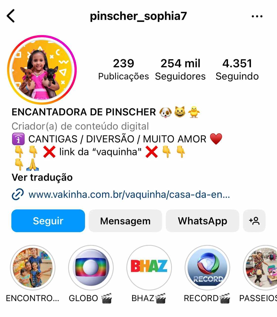 O perfil de Helena no Instagram acumulou mais de 254 mil seguidores. A mãe dela disse que a filha pode inspirar outras crianças.