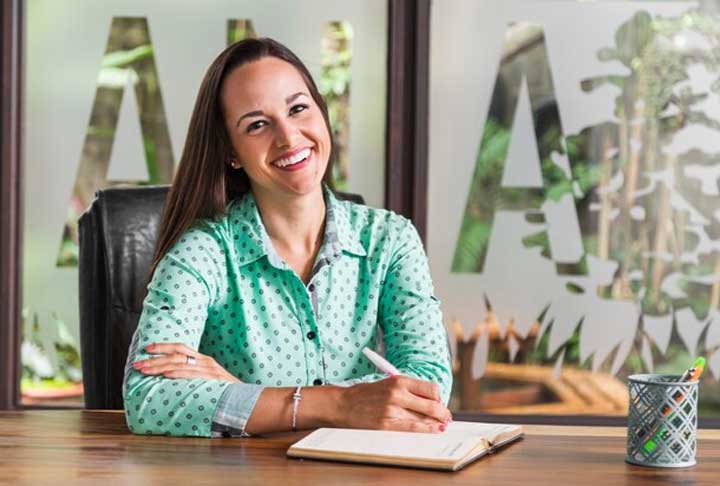 8. Gestor de qualidade de vida: Focado na melhoria da qualidade de vida no ambiente de trabalho, esse profissional geralmente tem formação em Saúde e destaca-se pela experiência em Recursos Humanos.-Imagem Freepik
