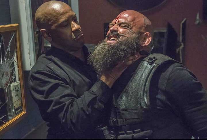 Além de atuar, Denzel Washington também dirigiu e produziu vários filmes de sucesso como "The Great Debaters" 2007), "Um Limite Entre Nós" (2016) e "Roman J. Israel, Esq." (2017).
