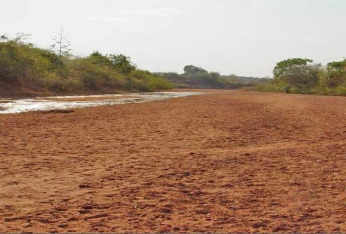 Cidade no Piauí está virando deserto