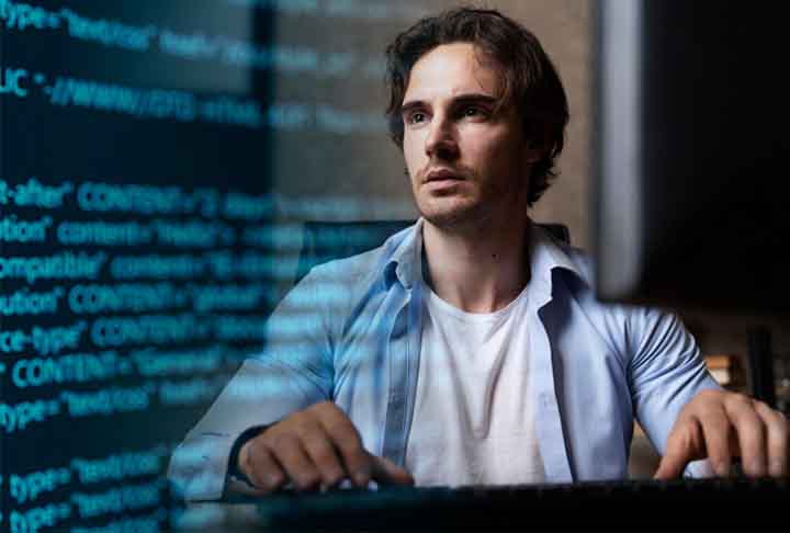 20. Gestor de big data: Com conhecimentos em estatística, tecnologia e matemática, este profissional analisa e direciona informações cruciais para os diversos setores da empresa. A formação recomendada é: Tecnologia da Informação, Matemática e Estatística.- Imagem Freepik