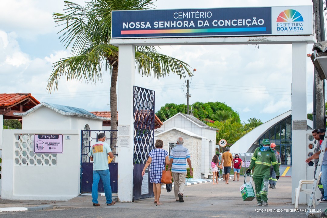 O falecido, entÃ£o, sÃ³ pode ser enterrado na capital de RoraimaÂ no cemitÃ©rio particular Campo da Saudade, localizado no bairro CentenÃ¡rio, porque no municipal nÃ£o hÃ¡ mais vagas. No cemitÃ©rioÂ pÃºblico Nossa Senhora da ConceiÃ§Ã£o, localizado na zona Sul de Boa Vista, sÃ³ enterra as pessoas que jÃ¡ possuem jazigo.
