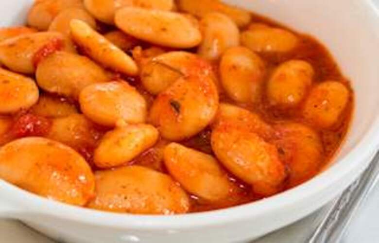 Eles são colhidos maduros e imediatamente inspecionados e embalados para manter o frescor. Em virtude do seu rico aroma e sabor adocicado, são muito procurados pelos consumidores tanto na Grécia como noutros países, especialmente nos mercados da Europa e da Península Arábica, onde são vendidos desde o final de Maio até ao final de Outubro. - Divulgação/TasteAtlas