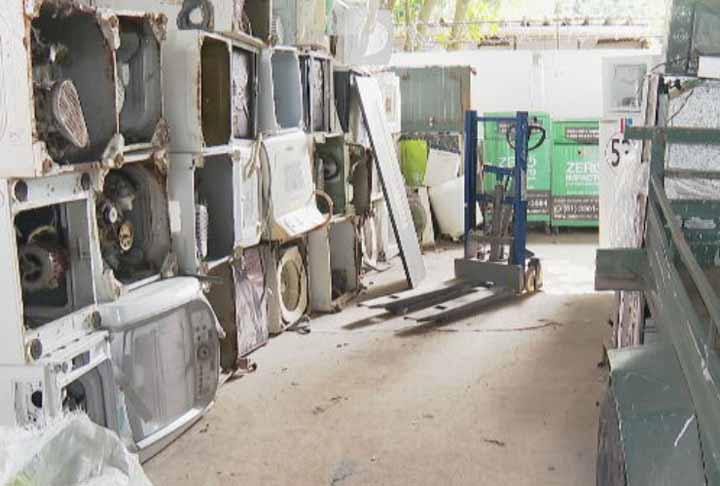 Pois saiba que você pode fazer a reciclagem de eletrônicos não utilizados. Esta ação é de extrema importância devido a uma série de razões ambientais, sociais e econômicas.