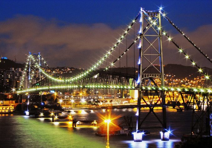 Ponte Hercílio Luz, em Florianópolis