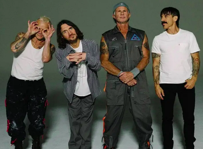 Em 2018, o festival voltou a ter três dias (23, 24 e 25 de março) e contou com Red Hot Chili Peppers, Pearl Jam e The Killers.
-divulgação