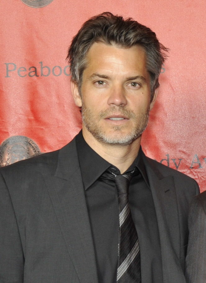 Também estão no elenco Timothy Olyphant (foto), David Rysdahl, Essie Davis, Alex Lawther, Samuel Blenkin, Adarsh Gourav,  Babou Ceesay, Jonathan Ajayi (foto), Erana James, Lily Newmark, Diêm Camille e Adrian Edmondson, entre outros. 