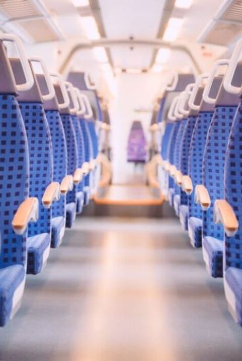 No Natal de 2023, por exemplo, Zoe Doyle e sua mãe, Kimmy, fizeram festa ao perceberem que o avião era todo delas, no voo das Ilhas Seychelles, na África, para Dubai, nos Emirados Árabes Unidos. 